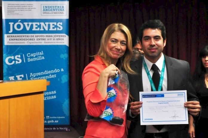 aprendiendo a emprender, jóvenes emprendedores,
